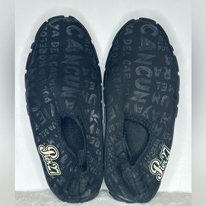 Cancun Water shoes used